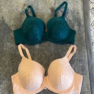 Set of 2 Auden bras 38D like new/ new without tags